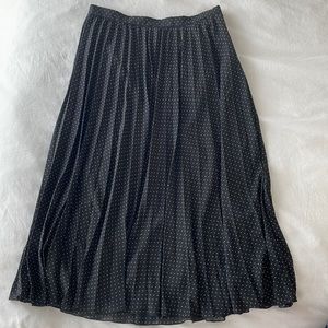 Banana Republic Pleated Chiffon Skirt
